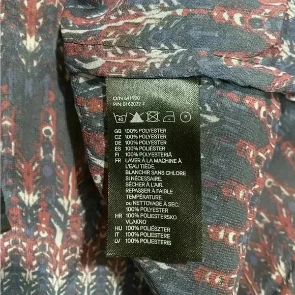 H&M, Vibrant Patterned Semi-Transparent Sleeveless Blouse, Size 12, Navy, Red 🎀 - Picture 5 of 7